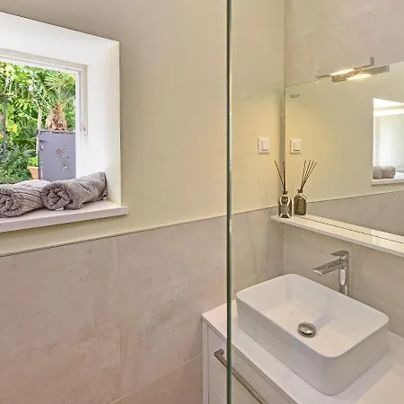 Holiday home Glicinia - Kst145 By Interhome *