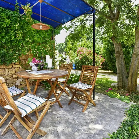 Holiday home Glicinia - Kst145 By Interhome